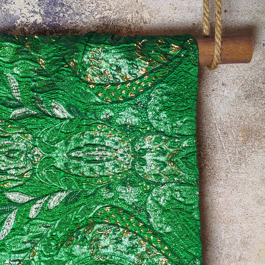 Fresh green European aristocratic palace pattern solid relief bright silk designer fabric