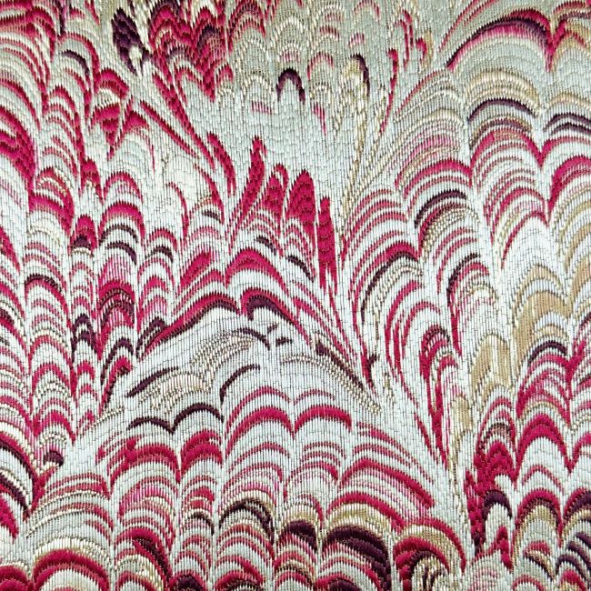 Red heavy-duty fabric with gold-thread texture and jacquard pattern fabric