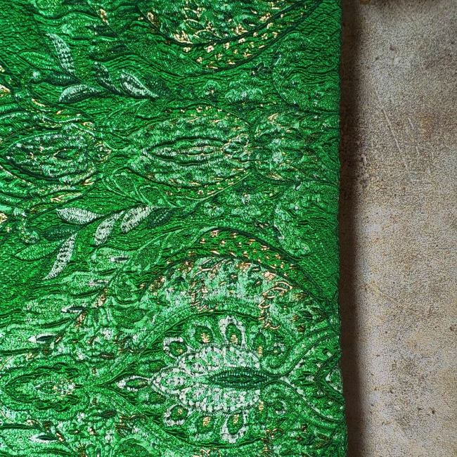 Fresh green European aristocratic palace pattern solid relief bright silk designer fabric