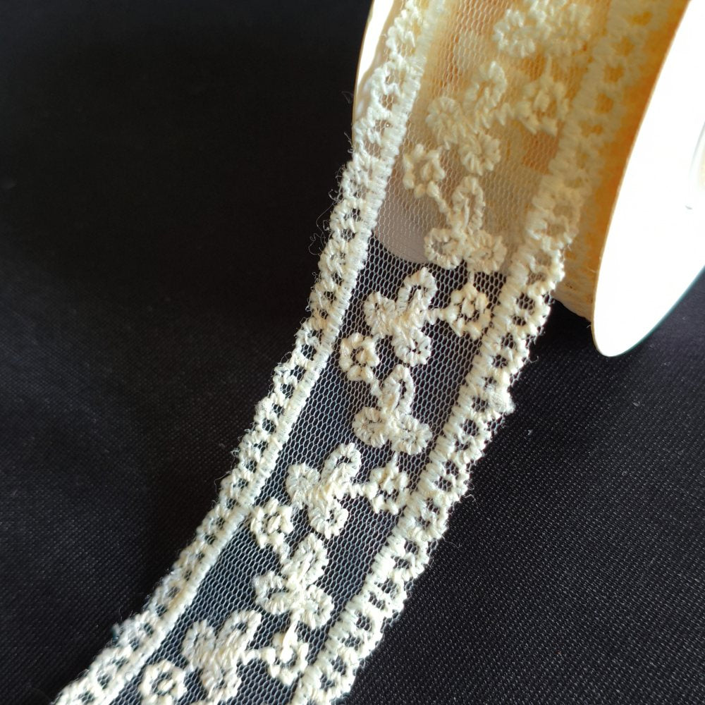 41mm Creamy white connect-grass patterns fabric cotton lace