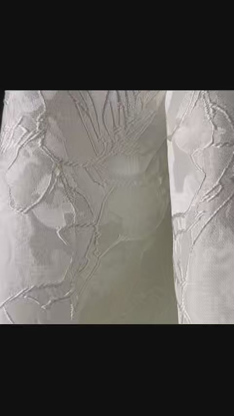 Solid pattern fabric with irregular shading